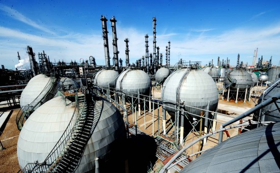 (6月26日摄)大庆,素有"石油城"之称,是我国重要的石油及石油化学工业