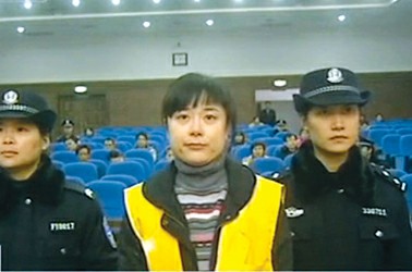 的浙江东阳吴英案终于有了结果,金华市中级人民法院依法作出一审判决