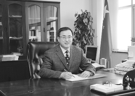 国土资源和房屋管理局局长陈培新: 保障房惠及更多市民