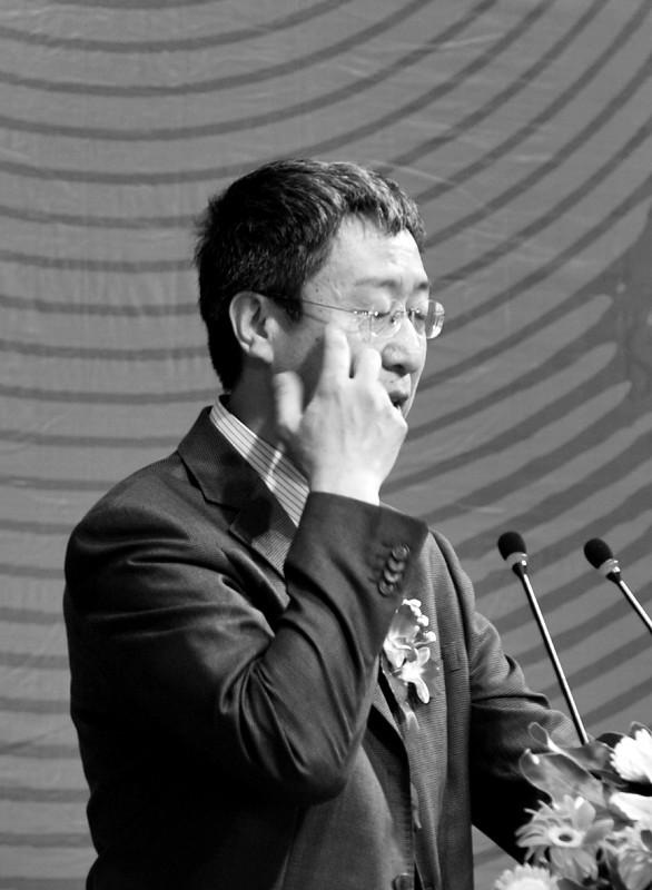 纪念江文也诞辰百年 音乐学院副院长演讲时落泪_新闻中心_新浪网