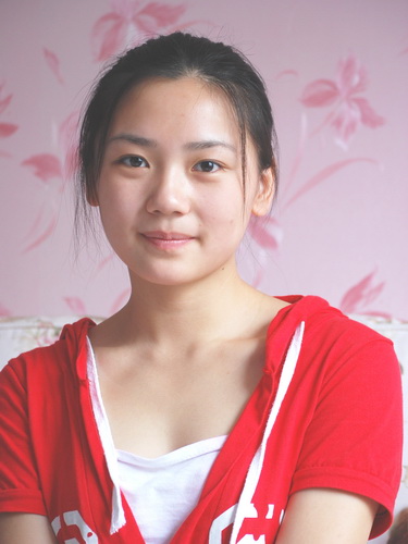 "出水芙蓉"朱亚丽 畅谈"完美肌肤"保养经