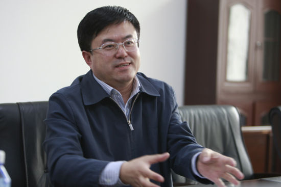 国内新闻 正文 海城市委书记王潜 记者:王书记,今年一季度