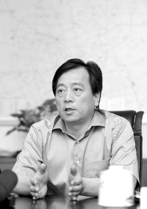 上海申通地铁集团有限公司副总裁邵伟中.