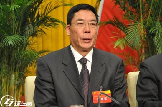 赵立雄:率先跨越 实现曲靖安全和谐发展