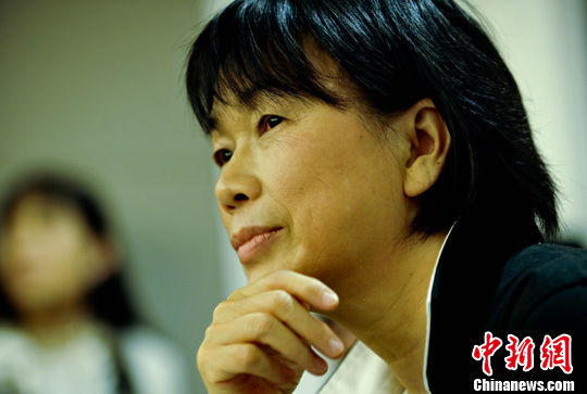 龙应台出任台湾当局首任“文化部长”|龙应台|台湾|文化部长_新浪新闻