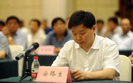 上海铁路原局长被推荐为闸北区区长候选人