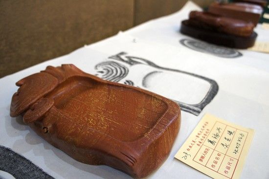 振兴鲁砚文化研讨会青州举行 上百件百万元身价珍品亮相_新浪新闻
