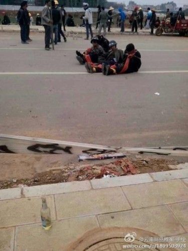 云南致8死冲突:村民称报警后警察未及时到场