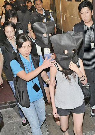 香港警方展开反黑行动拘捕48人