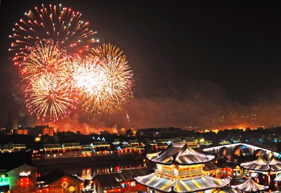 杭州举办2009西湖国际烟花大会(组图)