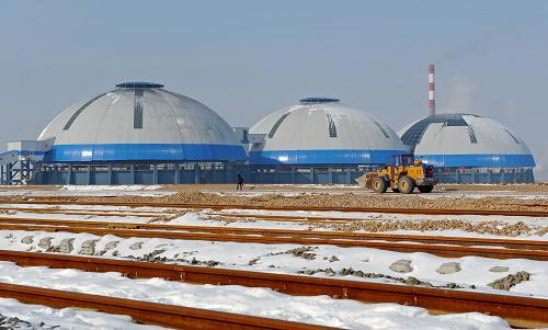 银川宁东能源基地特大储煤仓主体完工组图