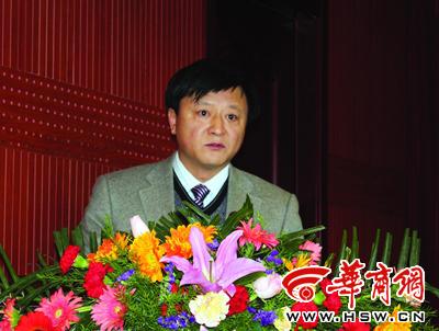 "果箱子","肉铺子"    韩城市市委书记姚双年    "特"字做文章