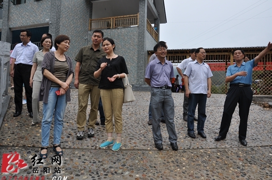 岳阳市人大在平江县调研《旅游法》贯彻实施情况