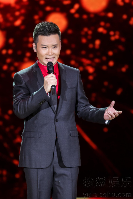 境外媒体关注羊年春晚 反腐题材作品成亮点