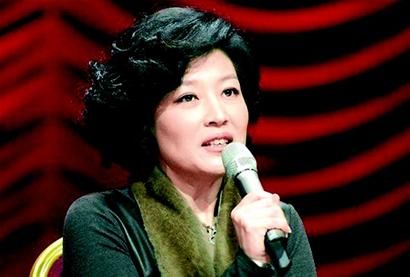 哈文要求春晚主持人说人话 部分节目走基层