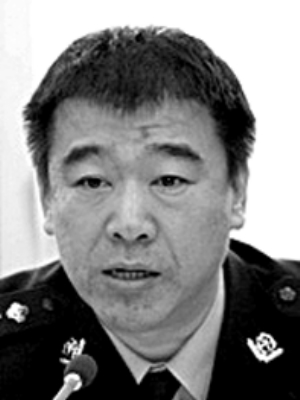 北京警方首批新闻发言人登场 与媒体见面