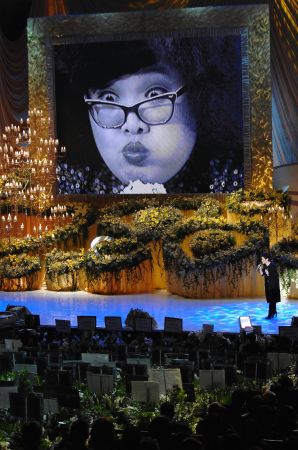 沈殿霞追思会在港举行