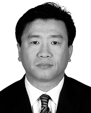 李明市人大代表,深圳市蕾奥城市规划设计咨询有限公司董事长王富海