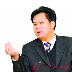 万江街道办党委书记陈志超. 记者石忠情摄