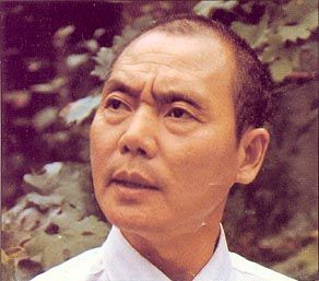 > 正文        闫怀礼      不论是看小说,听戏剧,或是忠实的82版