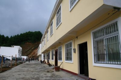 尾矿库区危房换新房 南丹县车河镇居民喜迁新居