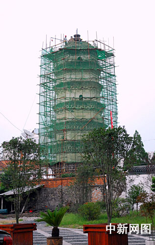 河南商城县全力抢修豫南第一浮屠崇福塔