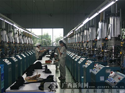 一年卖袜子卖出7个亿 梦娜打造袜业版义乌神话