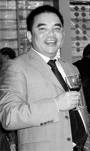 刘权辉:最爱国瓷与张裕