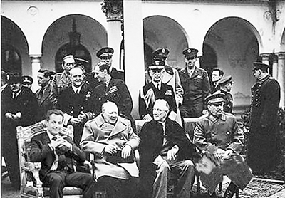 1945年雅尔塔会议上三巨头聚首时,萨科齐在场