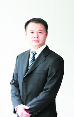 余志雄 摄