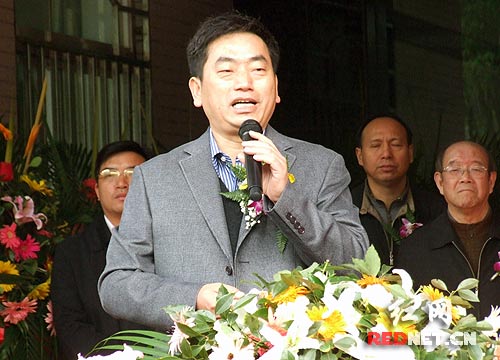 黎大志摄影展"跨界"开展 高校平台提供创作沃土