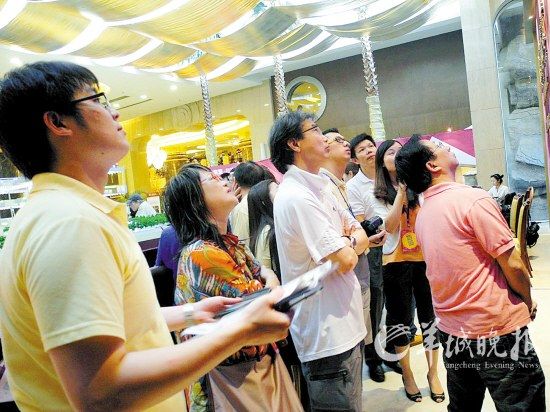 港澳中产团 赴韶关抢房