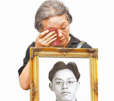 江国庆母亲王彩莲表示无法接受这样不痛不养的惩处.