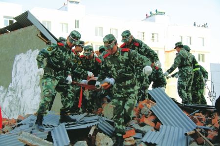 青川兵二照片曝光图片