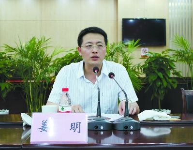 姜明 栗宣摄龙虎网讯 溧水县将以新一轮环境综合整治为起点和契机