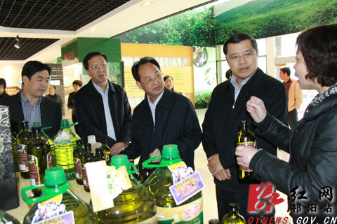 省特色办副主任财政厅副厅长欧阳煌来祁阳调研