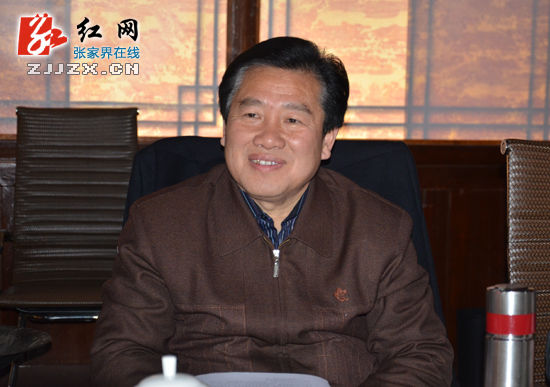 张家界常务副市长杜芳禄走进老道湾扎实开展"四走四问四解"活动