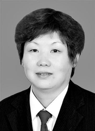 52岁,中共党员,太原市杏花岭区涧河街道锦绣苑社区党支部书记兼居委会