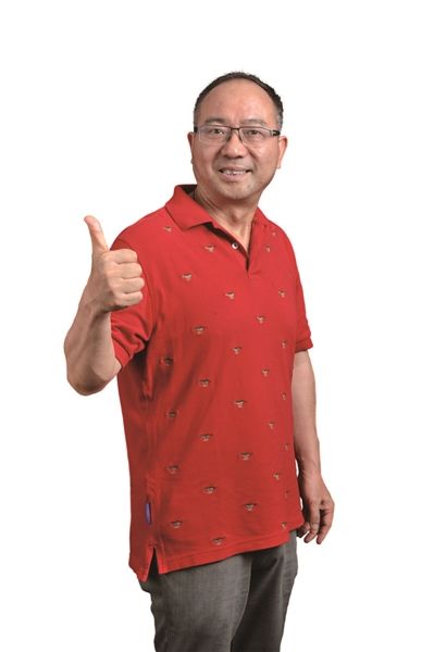 红木市场掀起"血战",专营店2折起售 红木家具,工厂开仓,市民开抢