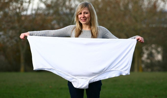 英公司为胖妇设计出史上最大号内裤(图)