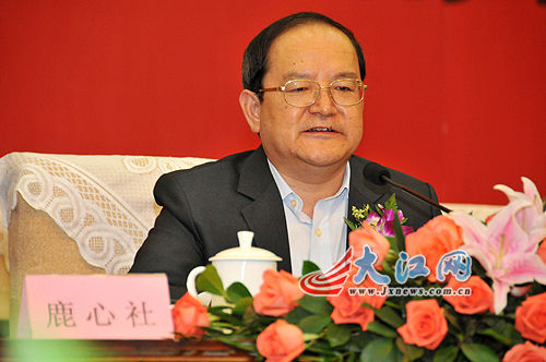 大江网讯  曹琪,记者 朱正报道:10月30日,教育部与江西省人民政府