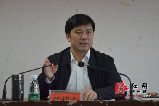 > 正文  县委书记钦代寿作重要讲话 覃雪莲 摄   红网靖州站5月12日讯