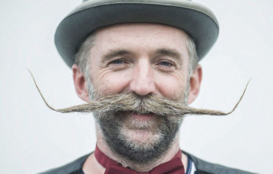 匈牙利小城举办胡须选美大赛千奇百怪惹人爱组图