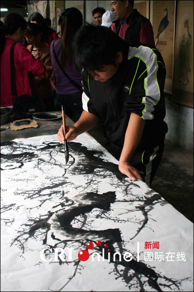 五通镇农民绘画产业的成长之路(组图)