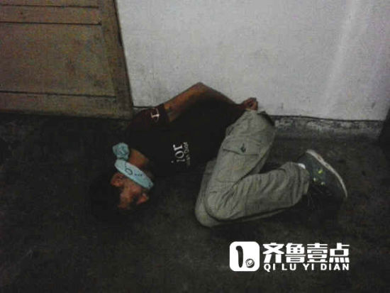 小伙赌博输钱为补亏空绑架自己敲诈妻子(图)