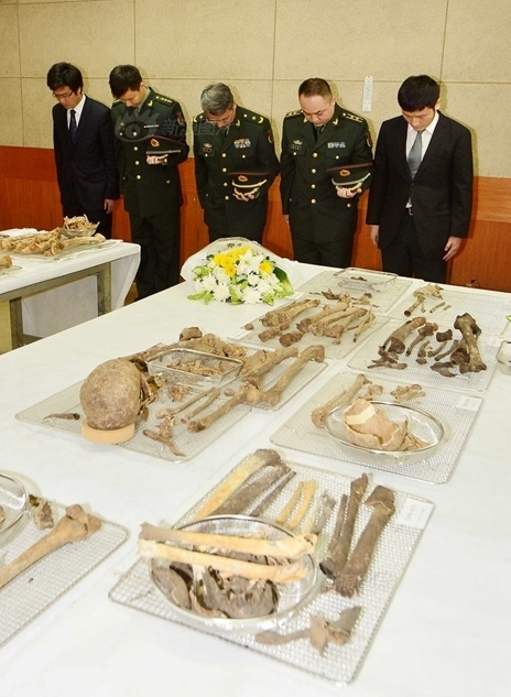 朝鲜战争遗骸图片