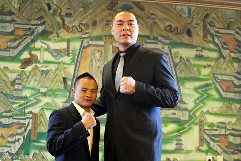 张志磊(右)和熊朝忠