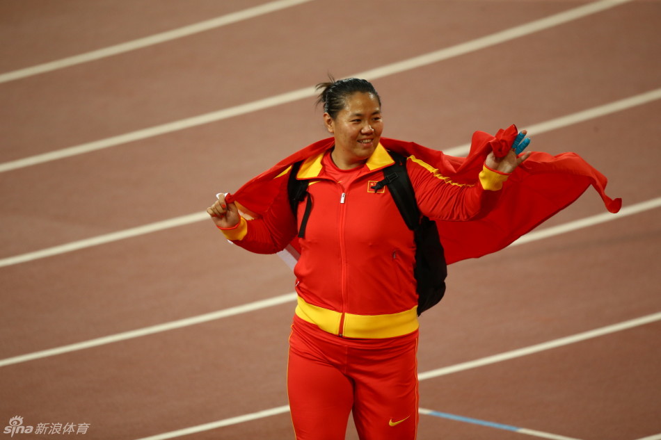 张文秀八战世锦赛不是混个脸熟 师妹不甘遗憾落泪