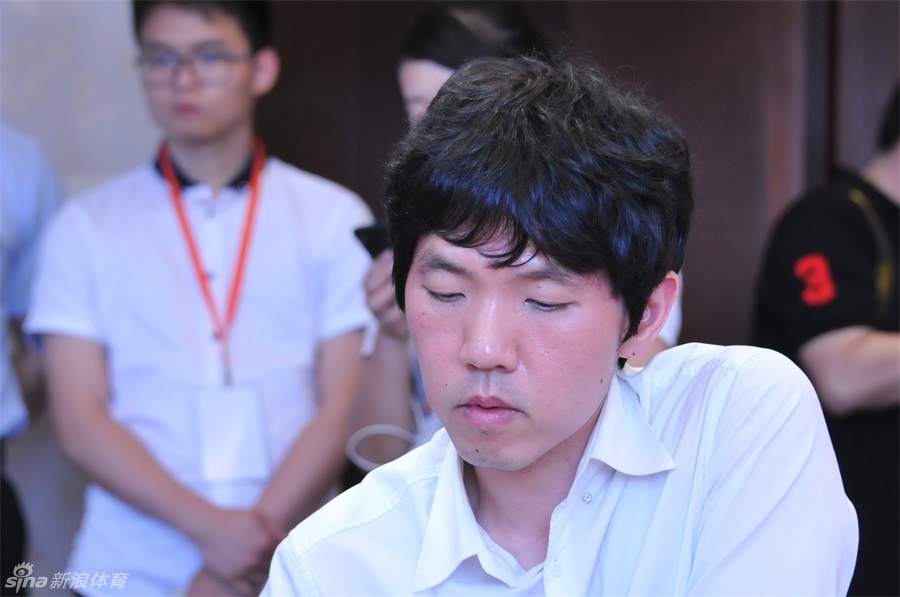 李昌镐九段