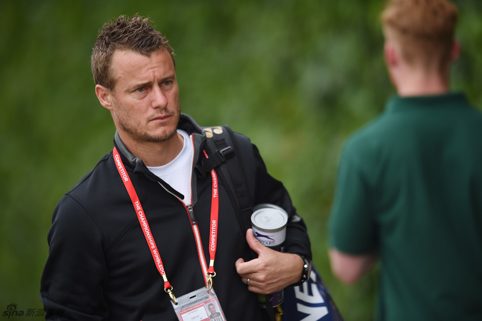 休伊特被曝离婚